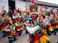 Peru - tanečníci v Cuscu