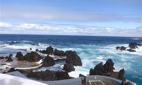 Madeira - květinová a turistická - Porto Moniz