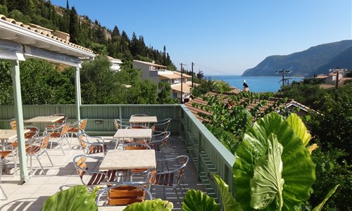 Hotel Kalypso*** - Slunná terasa na snídaně