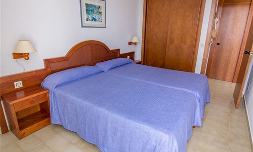 Aparthotel Novo Mar*** - 7 nocí - Novo Mar, Paguera, ložnice