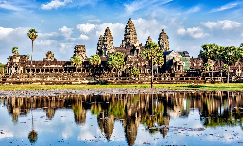 Angkor Wat a koupání v Kambodže