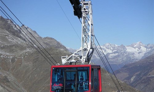 Saas Tall - údolí čtyřtisícovek a Matterhorn s kartou na lanovky - Saas-Fee - perla švýcarských Alp