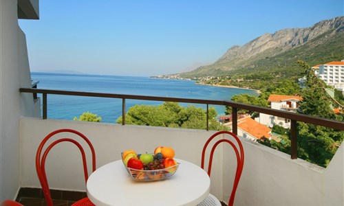 Hotel a depandance Laguna** - vlastní doprava - Gradac - Hotel Laguna