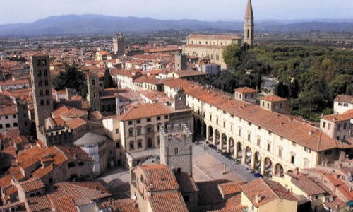 Perly střední Itálie - s koupáním, pizzou a vínem - Arezzo