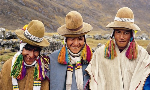 Peru od A do Z - Peru - chlapci v Andách