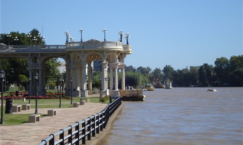 Buenos Aires a Montevideo - Argentina, Buenos Aires, Tigre