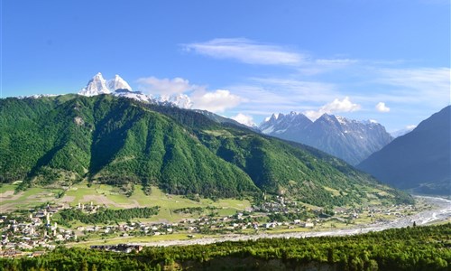Gruzie s turistikou nejen po Kavkazu - Gruzie - Mestia a vrchol Mt. Ushba