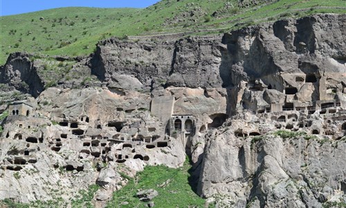 To nejlepší z Gruzie - Gruzie - jeskynní město Vardzia