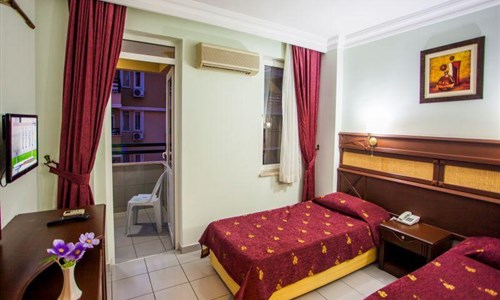 Hotel Kleopatra Ada ****