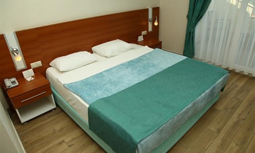 Hotel Queen´s Park Le Jardin*****