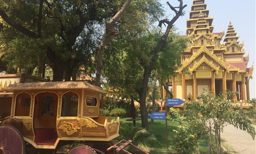 Myanmar - památky, příroda, koupání - Bagan - královský palác