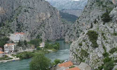 Přírodní a národní parky Chorvatska - turistika - Chorvatsko, Cetina