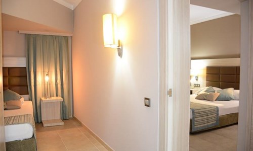 Hotel Palmeras Beach*****