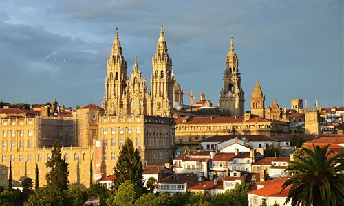 Svatojakubská pouť 2 - severní pobřežní cestou do Santiaga de Compostela (přes Kantábrii a Asturii)- letecky - Santiago de Compostela