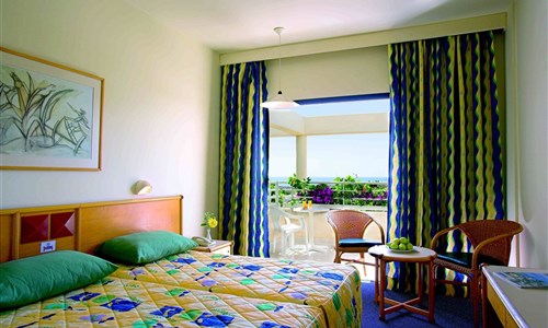 Hotel Louis Phaeton Beach**** - Kypr, Pafos