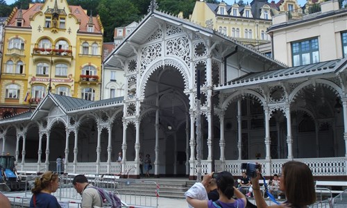 Západní Čechy - lázeňský trojúhelník a relikviář sv. Maura - Karlovy Vary