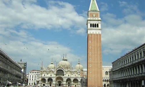 Rychlovlaky napříč Itálií - Benátky - zvonice