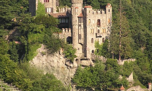 Dolomity a ledovcová mumie Ötzi – největší archeologický objev současnosti - Brunnenburg