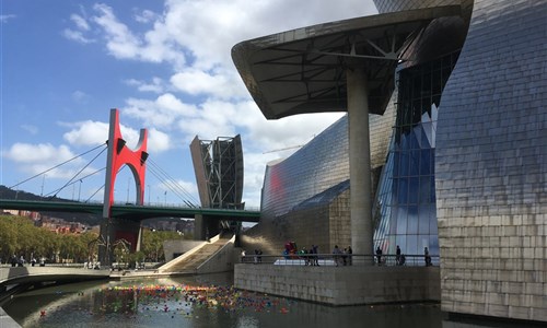 Baskicko a La Rioja - mezi útesy a vinicemi - Bilbao