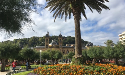 Baskicko a La Rioja - mezi útesy a vinicemi - San Sebastián