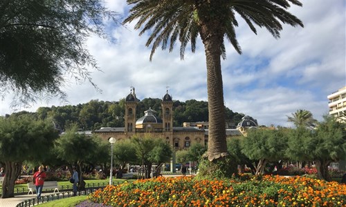 Baskicko a La Rioja - po Svatojakubských stopách mezi útesy a vinicemi - San Sebastián