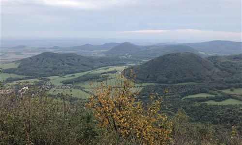 České středohoří - České středohoří - výhled z Milešovky