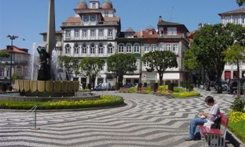 Od Extremadury po Aragón autobusem - Portugalsko, Guimaraes