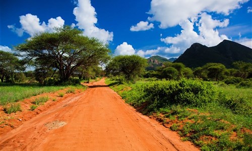 Jarní prázdniny v Keni - 2 noci safari a 5 nocí u moře - Keňa - národní park Tsavo West