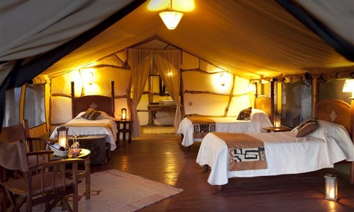 Keňa - Safari v Amboseli a Tsavo East a pobyt u moře - Keňa - národní park Amboseli, Satao Elerai Camp - interiér stanu