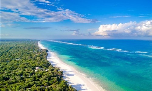 Keňa - Safari v Amboseli a Tsavo West a pobyt u moře - Keňa - Diani Beach