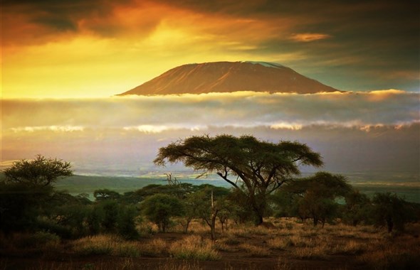 Keňa - Safari v Amboseli a Tsavo West a pobyt u moře