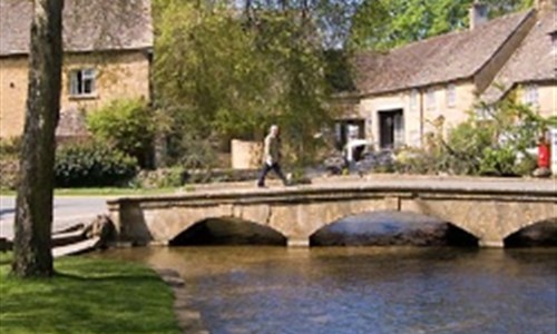 Objevujeme srdce Anglie - letecky - Bourton on the Water, VB