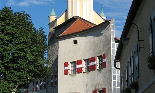 Dachstein a Schladmingské Taury s letní kartou Schladming-Dachstein - Rakousko, hrad Strechau