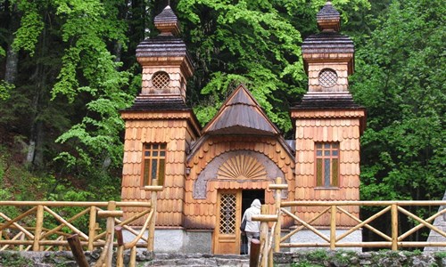 Julskými Alpami po Smaragdové stezce - Ruská kaple