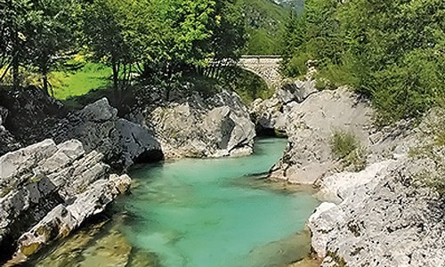 Julskými Alpami po Smaragdové stezce - řeka Soči