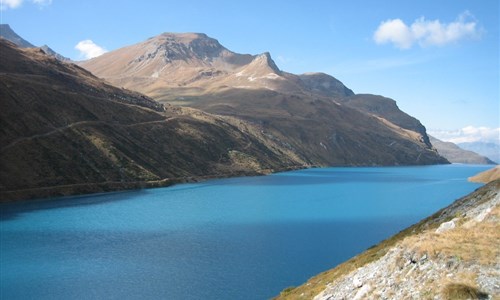 Wallis, kanton plný čtyřtisícovek - Lac de Moiry, Švýcarsko