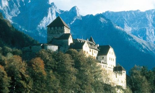 Graubünden, největší švýcarský kanton - Vaduz, Lichtenštejnsko
