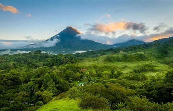 Kostarika - mezi mořem, pralesy a sopkami