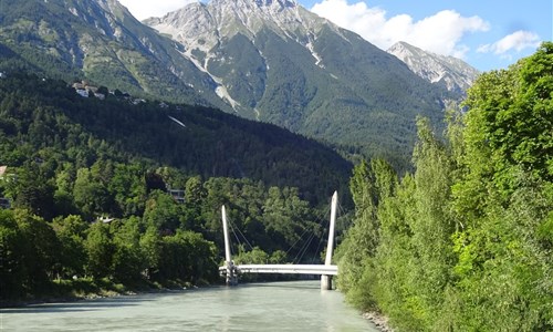 Alpské průsmyky a legendární Matterhorn - Alpské průsmyky - Innsbruck