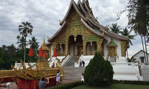 Laos a Kambodža s koupáním - Luang Prabang - chrám smaragdového Buddhy Phra Bang