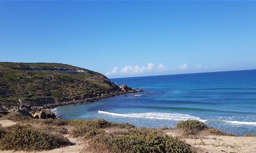 Babí léto na Sardinii s vínem a pobytem u moře - Sardinie