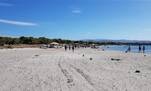 Babí léto na Sardinii s vínem a pobytem u moře - Sardinie