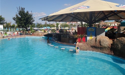 Hotel Kotva**** - Bar v bazénu hotelu Kotva