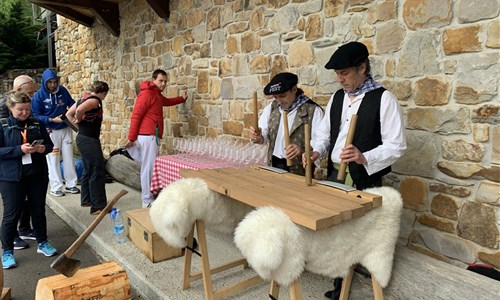 Svatojakubská pouť 5 - podél biskajského pobřeží ze San Sebastiánu do Bilbaa - Baskicko - lidové umění