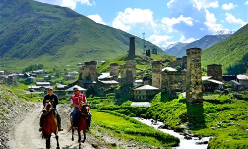 Gruzie s turistikou nejen po Kavkazu - Vesnice v horní Svanetii