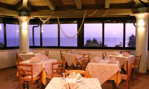 Hotel Marinella*** - Restaurace