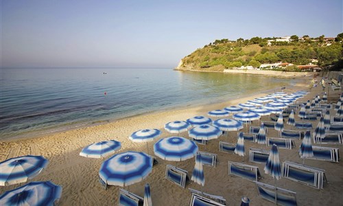 Villaggio Baia d´Ercole**** - hotelová pláž