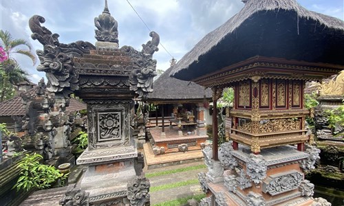 Bali - ostrov chrámů, rýžových polí a úsměvů - Ubud - obytné domy