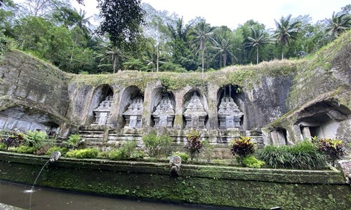 Bali - ostrov chrámů, rýžových polí a úsměvů - Gunung Kawi - areál královských hrobek