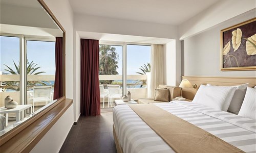 Hotel Tylissos Beach****